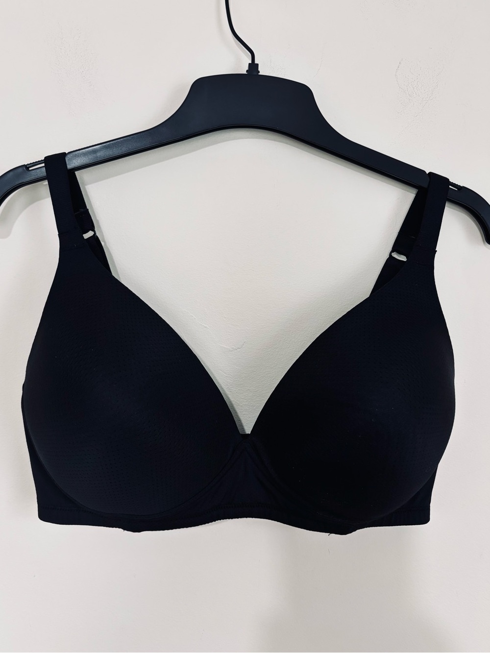 Warner's Black Bra Wirefree Cooling Comfort Contour Breathable Breathe Freely